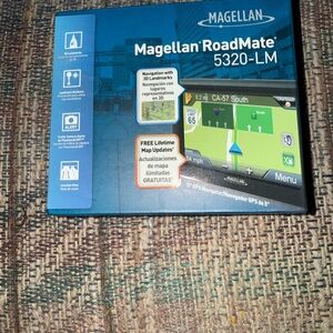 Magellan Outdoors RoadMate 5320-LM GPS -